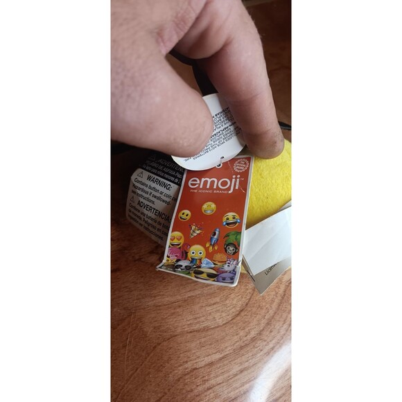 Emoji Graduation Soft Plush with Cap & when thrown claps and cheers!! - Picture 3 of 7